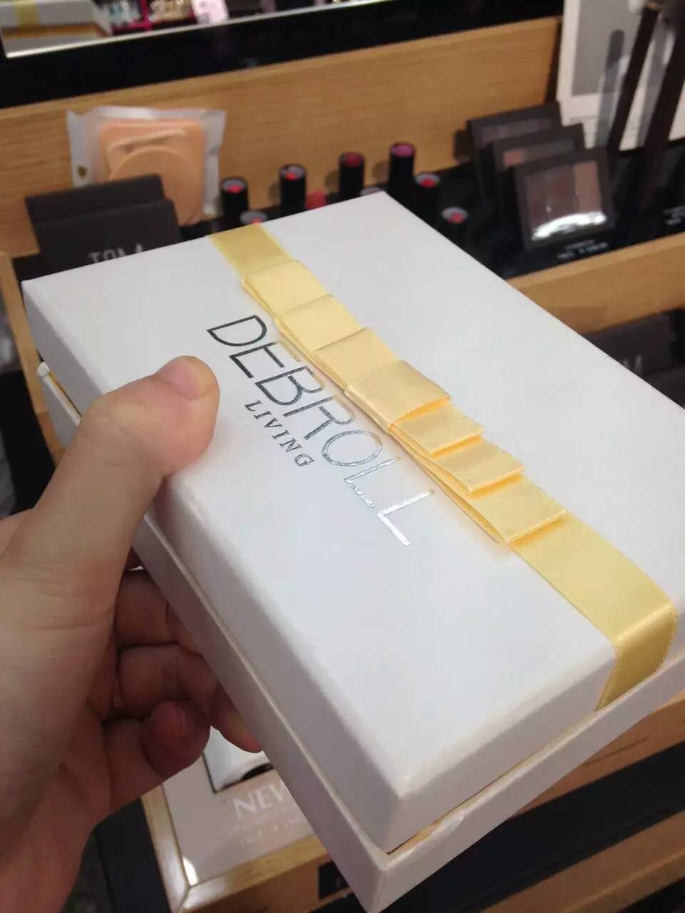 Photo studio makeup Daibi Lola ampoule setting liquid set box moisturizing moisturizing makeup lasting bride photo photo bag