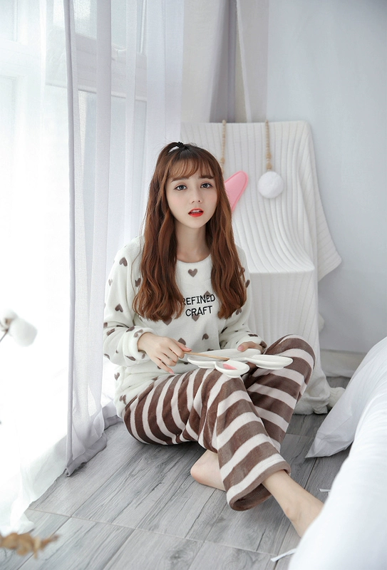 Cha mẹ-con Một bộ đồ ngủ mơ ước La dài tay của ba cô gái nhung san hô mùa thu và mùa đông flannel mẹ và con gái đặt mẹ và con bộ pijama