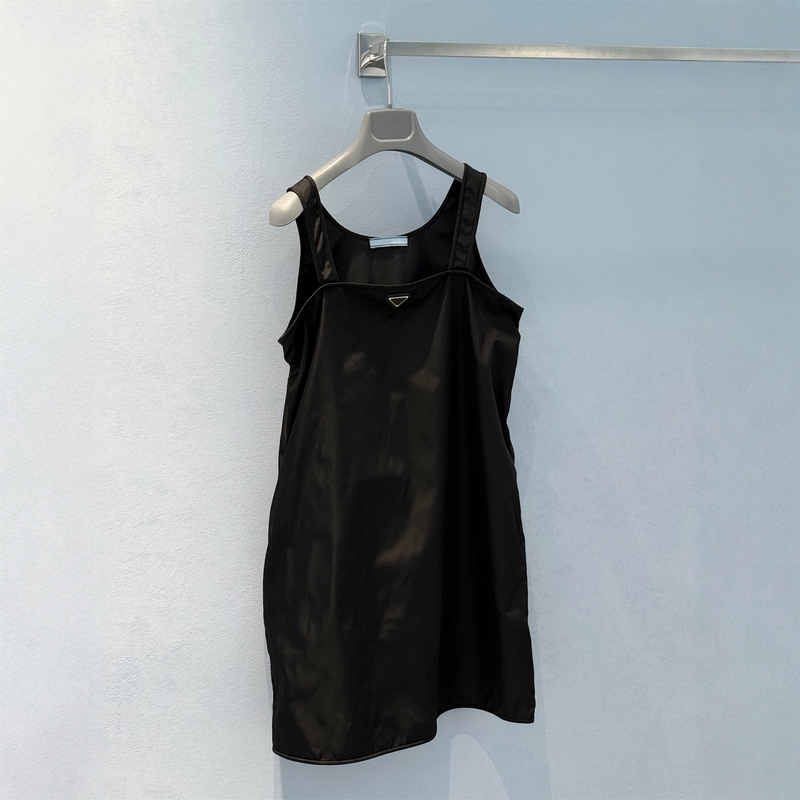 Liituio Haute Couture 26 New Summer Style Triangular Metal Logo Black Recycled Nylon Mini Dress for Women