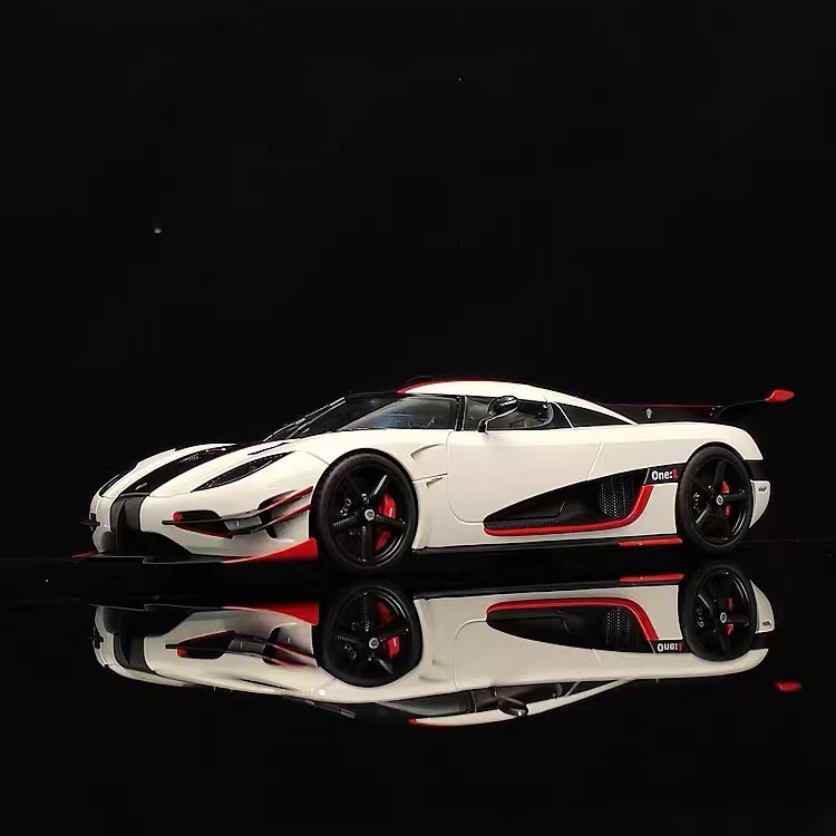 Autoart 1/18 Koenigsegg One:1 Scale Model Car Collectible Gift Autoart 1/18 Koenigsegg One:1 Scale Model Car Collectible Gift