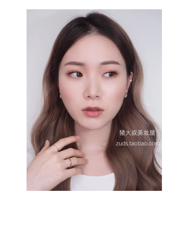 Bút kẻ mắt màu nâu không bị nhòe không thấm nước và mồ hôi kéo dài không đánh dấu tốt bút chì cao su cứng lưới màu đỏ ngựa kẻ mắt novo