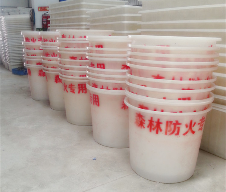 Hot selling 100 liters - 3000 liters food grade beef tendon plastic thickened stirring water bucket adding medicine box admixture water tank