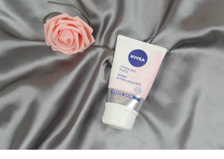 Mercerized vải vòng đồ trang sức kim loại đối tượng chụp nền Taobao nhiếp ảnh bảng nền đạo cụ vải lụa - Nhẫn nhẫn bạc