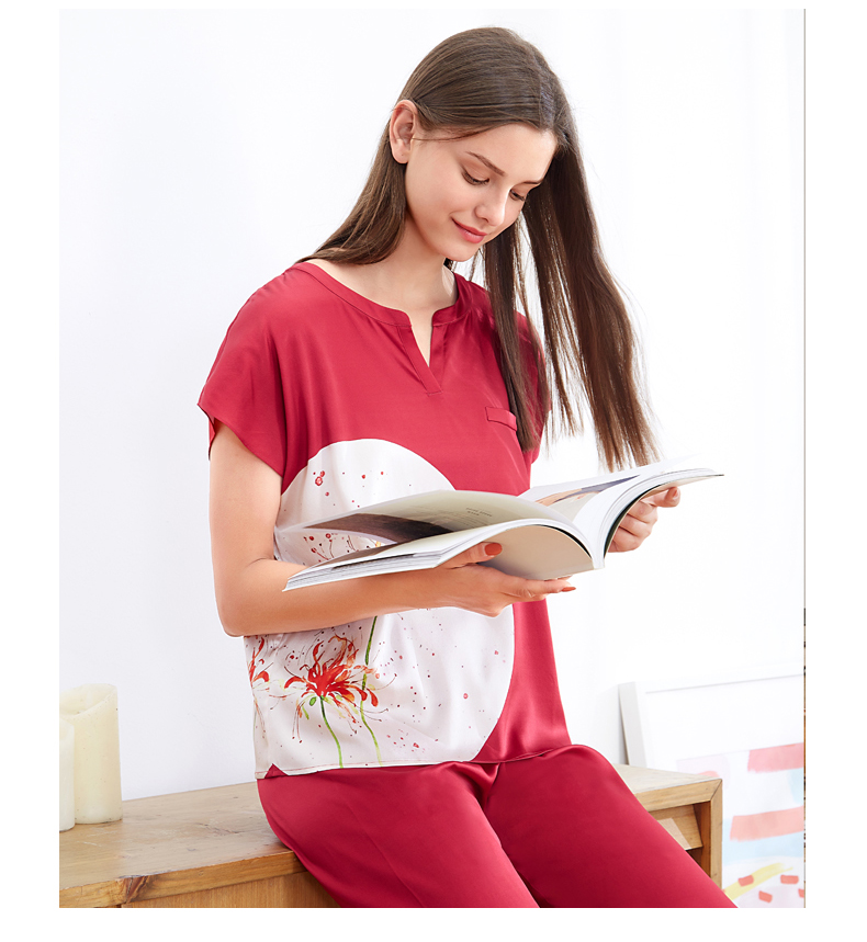 Mùa thu hươu xuân và mùa hè mới lụa tơ tằm nữ đồ ngủ sang trọng quần ngắn tay nhà dịch vụ mỏng - Cha mẹ và con pijama bé trai