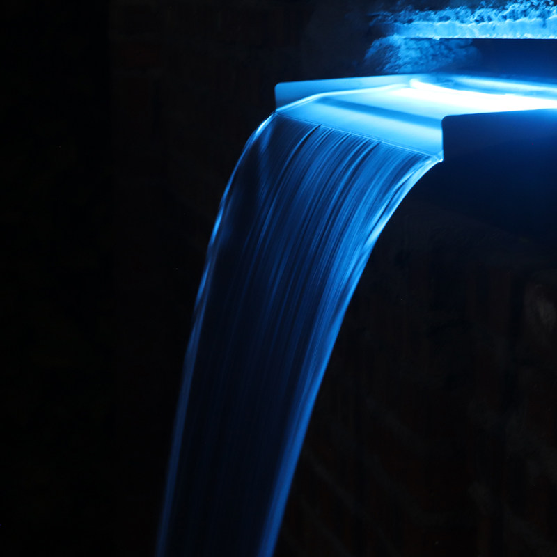 Waterproof silica gel lamp with monochromatic warm colour colour discoloration warm white light strip 220V to turn 12V low pressure underwater light