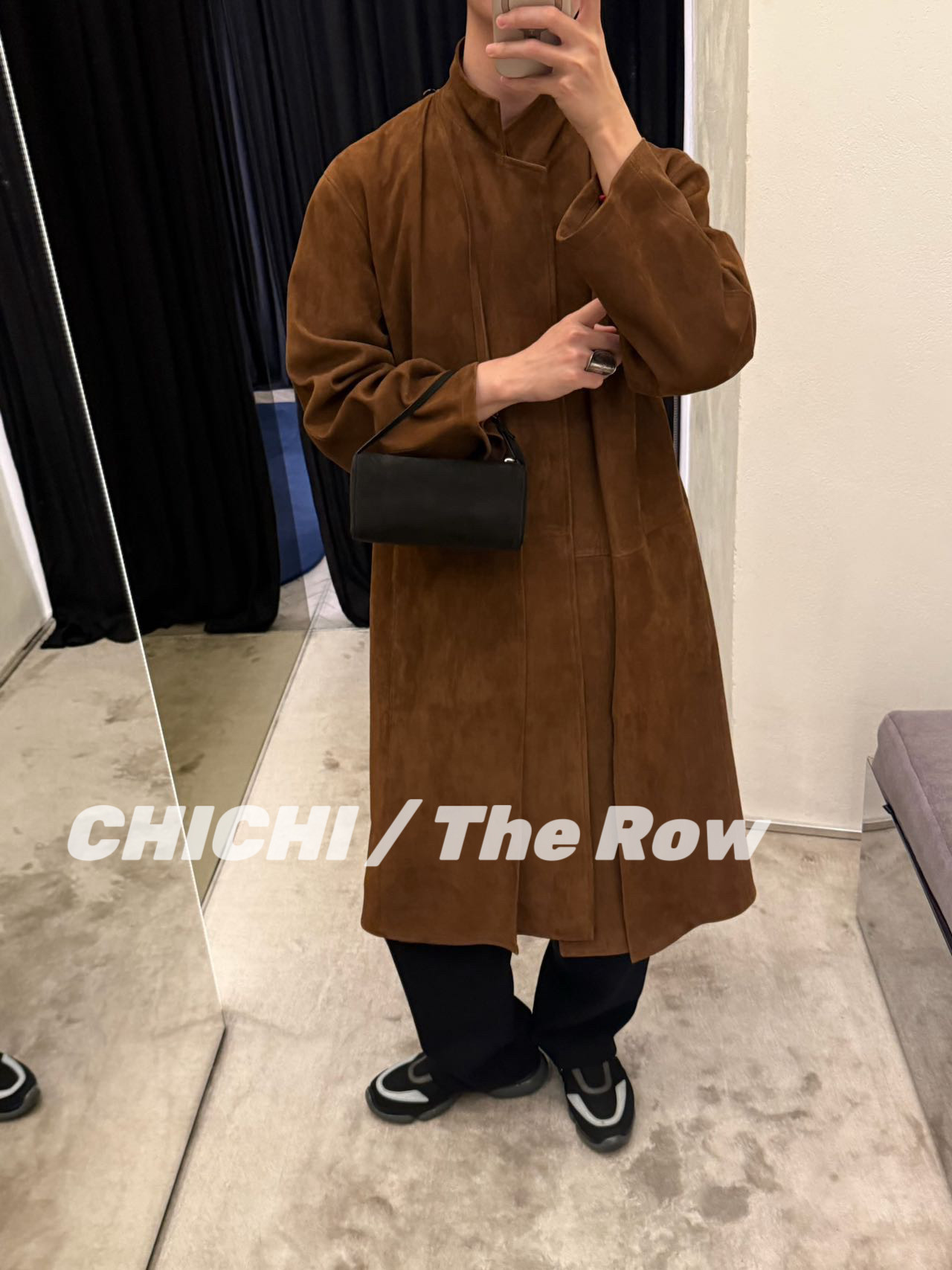 Клатч 【现货】chi｜the row 90s笔袋包黑色麂皮笔筒手提单肩手拿小方包