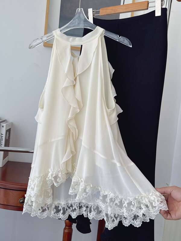 Lace 2026 Early Spring Heavy Lace Airy Ruffle Sleeveless Blouse for Women