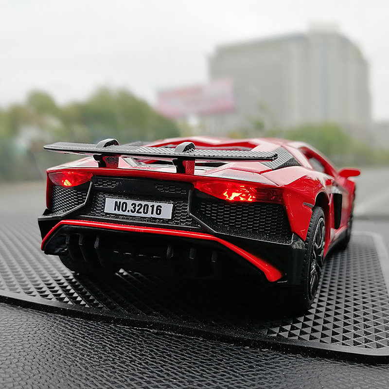 Blue Treasure Tenney Sports Car Metal Car Swing Fit Car Ornament Sound And Light Door Zeolites Perfume Fragrance Incense