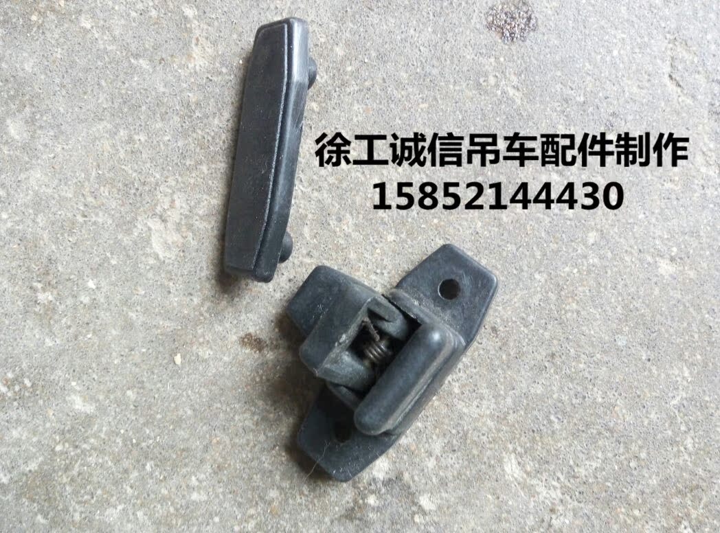 Xu Works Crane Accessories Glass Pull Clasp