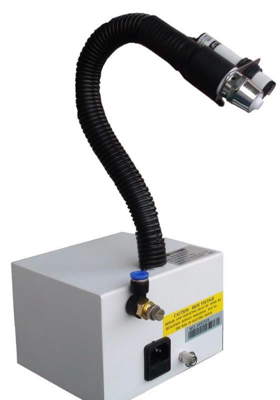 Ionic wind snake with electrostatic dust removal automatic infrared sensing linked ion wind gun