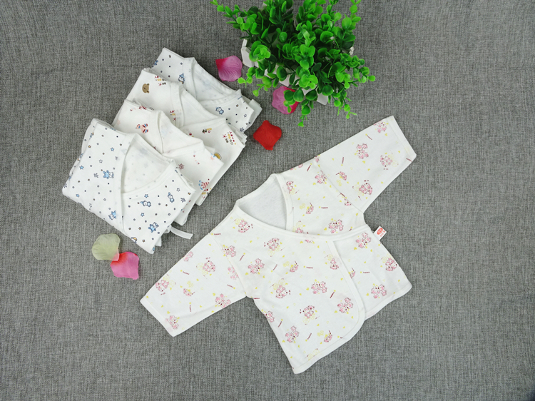 Coffret cadeau pour bébé - vêtements Le coton biologique - Ref 1957121 Image 38