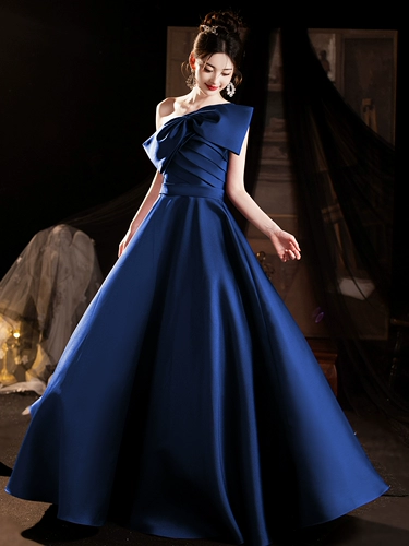 Синее элитное вечернее платье, костюм