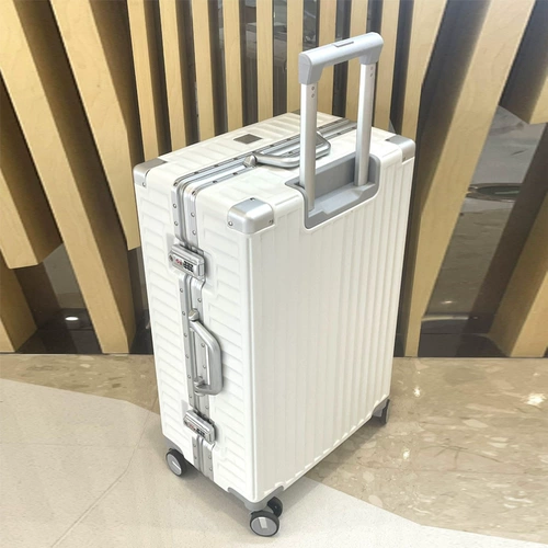 Чемодан, 24 дюймов, делается под заказ, 26 дюймов, с печатью вашего логотипа