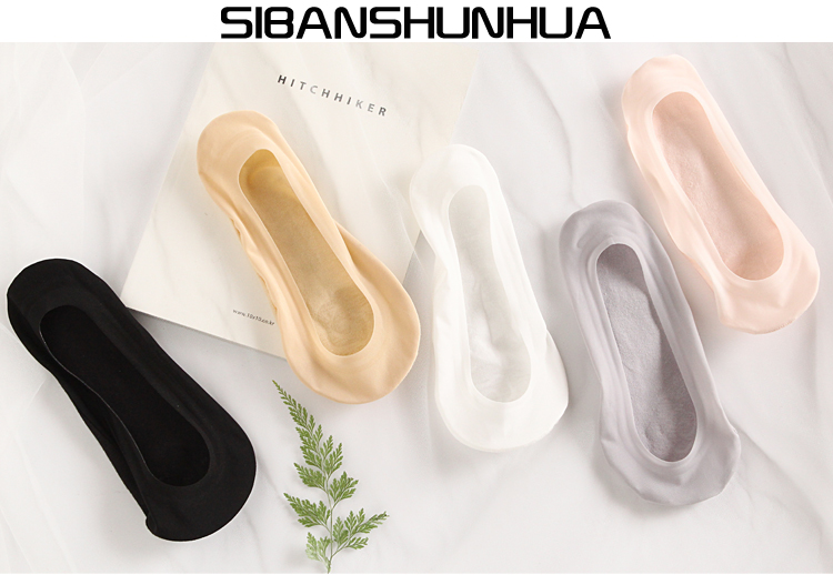 Thuyền vớ nữ mùa hè nông miệng vô hình thấp để giúp silicone non-slip ice vớ lụa đặt thấp để giúp khử mùi cotton siêu mỏng vớ