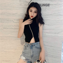 Black hanging neck camisole vest female summer wear design sense niche hot girl sexy short short sleeveless coat tide