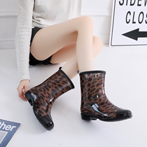 Waterproof rain shoes Womens short tube adult middle tube rain boots Non-slip work shoes Water shoes Rubber shoes galoshes velvet warm