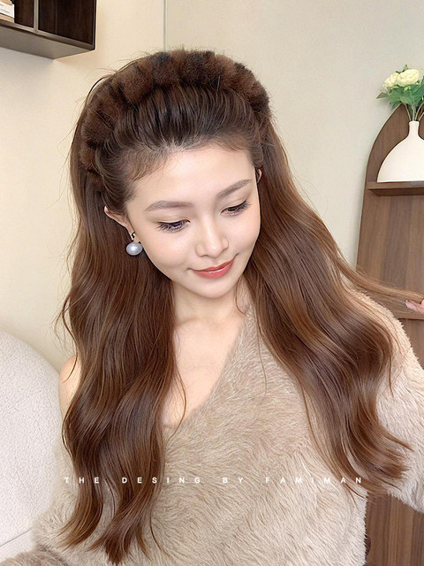 Plush Leopard Print Headband for Women, Face Washing High Cranial Headband, High-End Fluffy 2024 New Autumn and Winter Hairpin Headwear