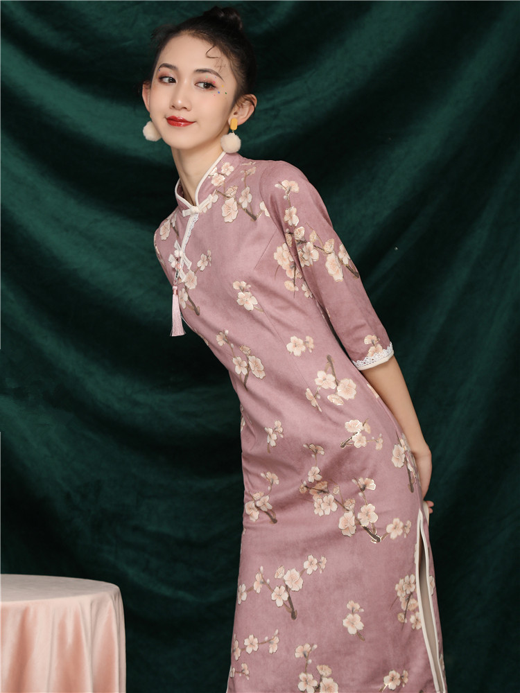 Spring clothing 2021 The new deer leather velvet qipao young girl's high-end temperament Chinese wind improved version of the dress