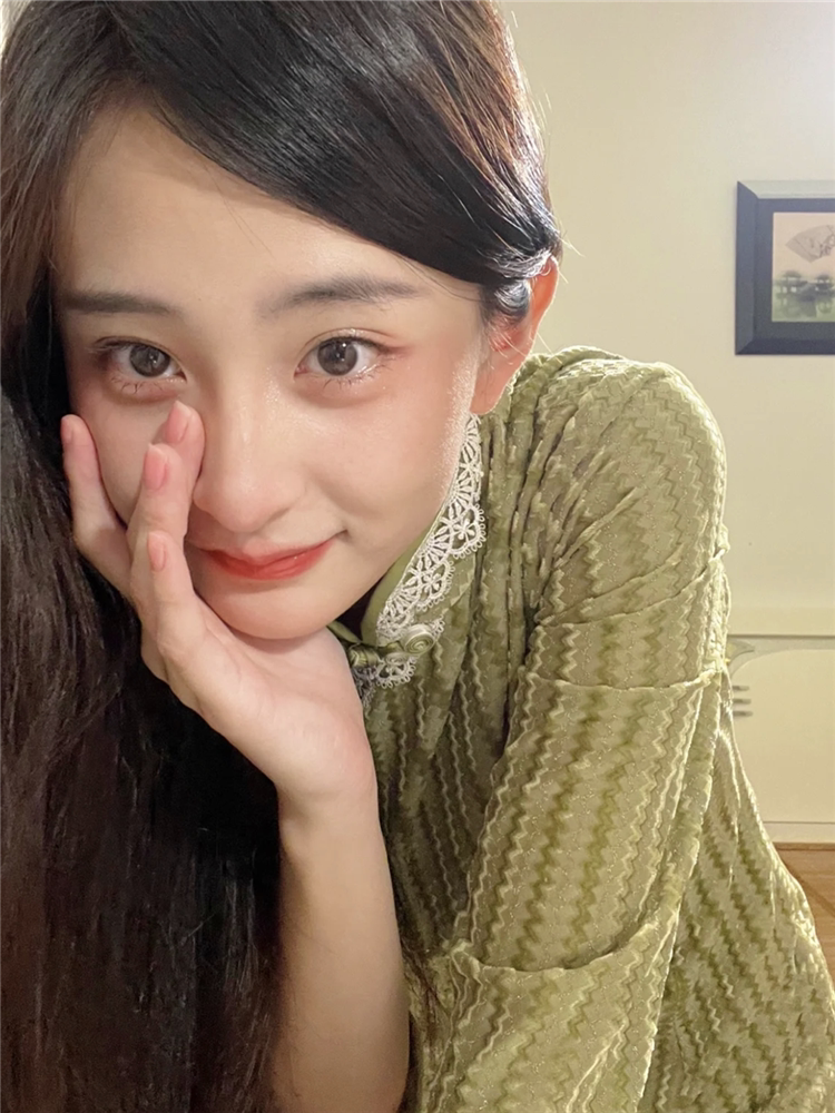 North Shore Joao Qipao Women's Winter Style Thickened Winter Clothing 2021 New Autumn Winter Long Sleeves Improved Velvet Foreign Dress