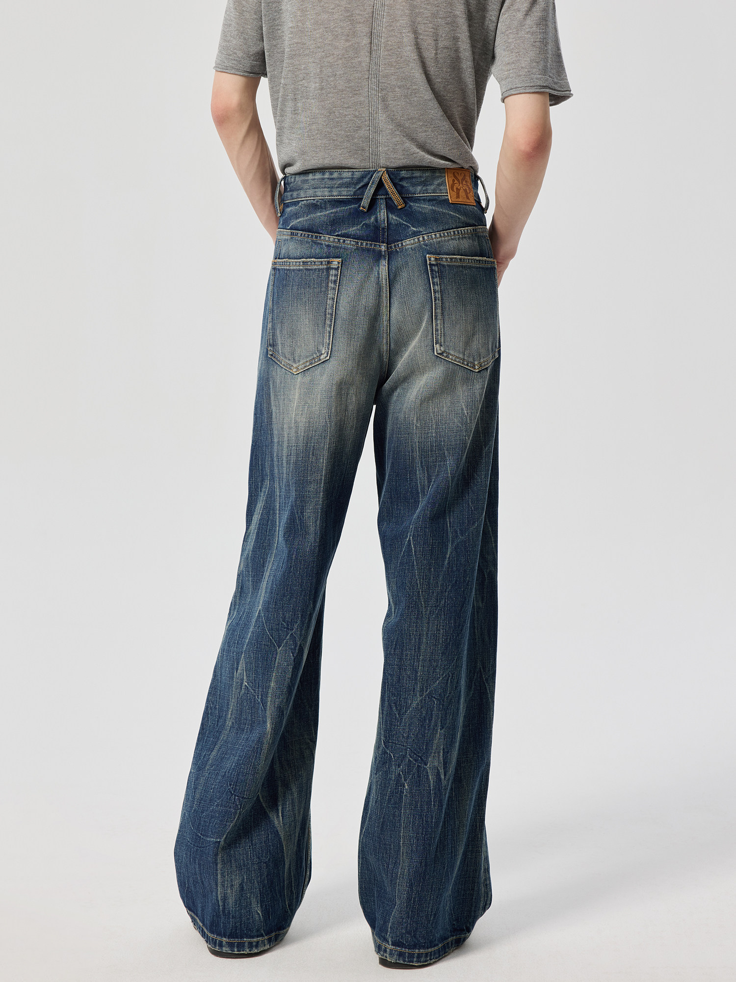 Simple project*lightning wash jeans: fashion cat whisker washed