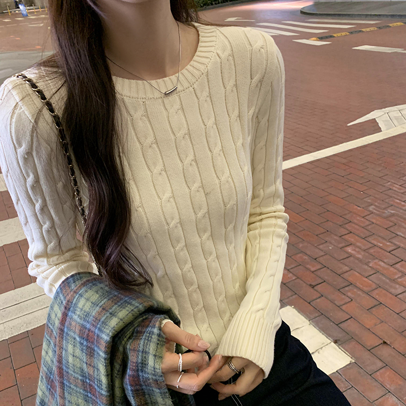 Twist Texture Knitted Base Shirt for Women, Autumn White Inner Layer, 2026 New Slim-Fit Round Neck Sweater, Pure Cotton Top