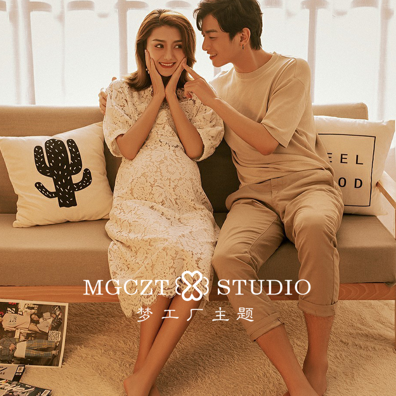 Photo Gallery New Pregnant Woman Themed True Photography Clothing Fashion Small Halal Home Couple Gestation Photos