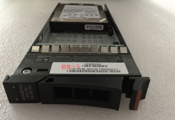 IBM 3543 V7000 85Y6185 300GB 15K SAS 2 5 00NC519 original hard drive
