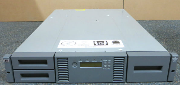 HP MSL2024 LTO4 HH SAS LIBRARY AK378A Tape Library