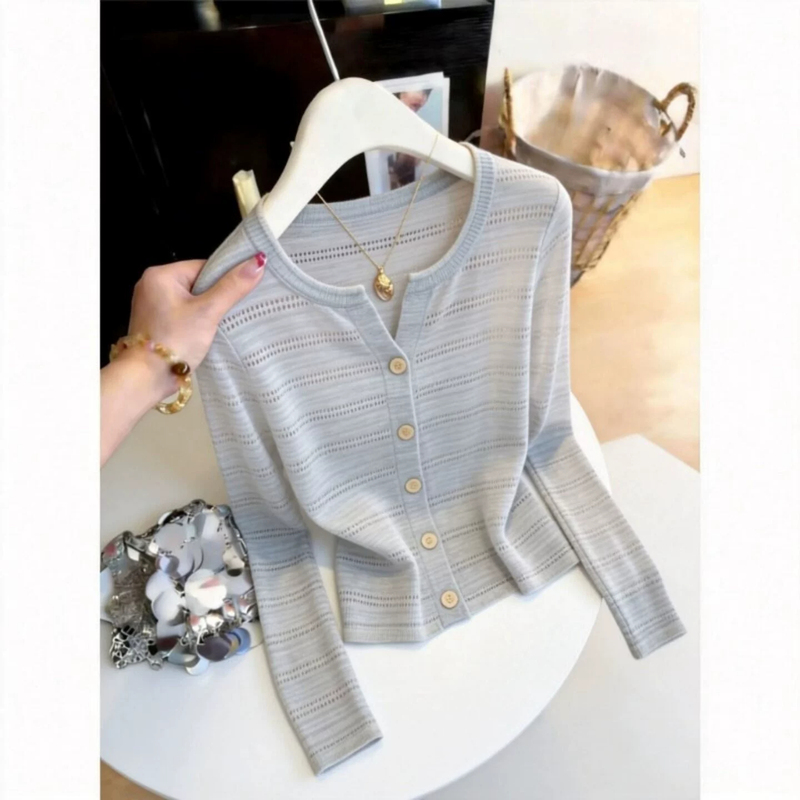 Unique Design Hollow-Out Round Neck Knit Cardigan for Women, Spring and Autumn 2026 New Versatile Short Top for Petite Figures