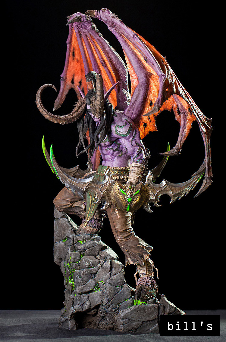 Figurina World of Warcraft - Illidan Stormrage vinyl figure 13 cm