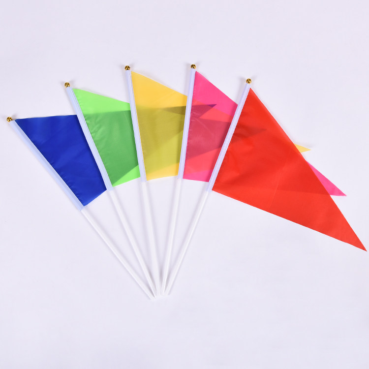 No. 7 triangle hand-waving flag, bunting wholesale, small red flag, blank advertising flag, student dance performance flag props