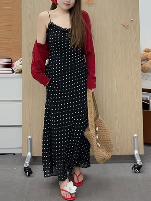 Plus-Size French Retro Polka-Dot Spaghetti Strap Dress for Women, Summer Slimming Design, Flattering Vacation Long Dress