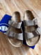 ເກີບໜັງງົວເຕັມ Birkenstock 2024 ພາກຮຽນ spring ແລະ summer retro ເກີບຫນັງແທ້ cork flat sandals ຜູ້ຊາຍແລະແມ່ຍິງແບບດຽວກັນ sandals ເສັ້ນດຽວ