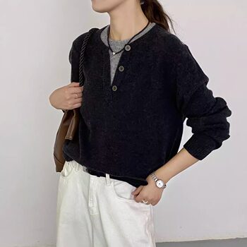 All-Wool Faux Two-Piece Henry Collar Wool Sweater for Women, 2025 Winter Knit Design with Color-Blocking Round Neck Sweater