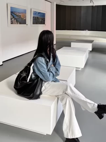 Элитная универсальная сумка через плечо на одно плечо