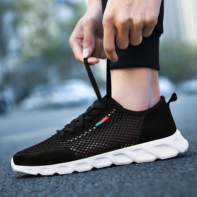 Clear cabin men's shoes Summer breathable thin web noodles Deodorant Hollowed-out Casual Sports Light Tourist Mesh Men Sandals