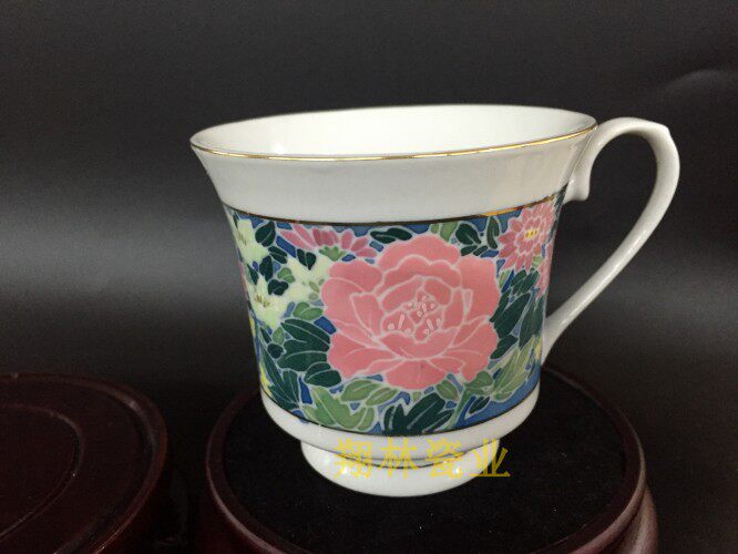 Liling Qunli Old Porcelain Blue Bottom Full Flower Teacup Brown Bottom Water Cup Collection