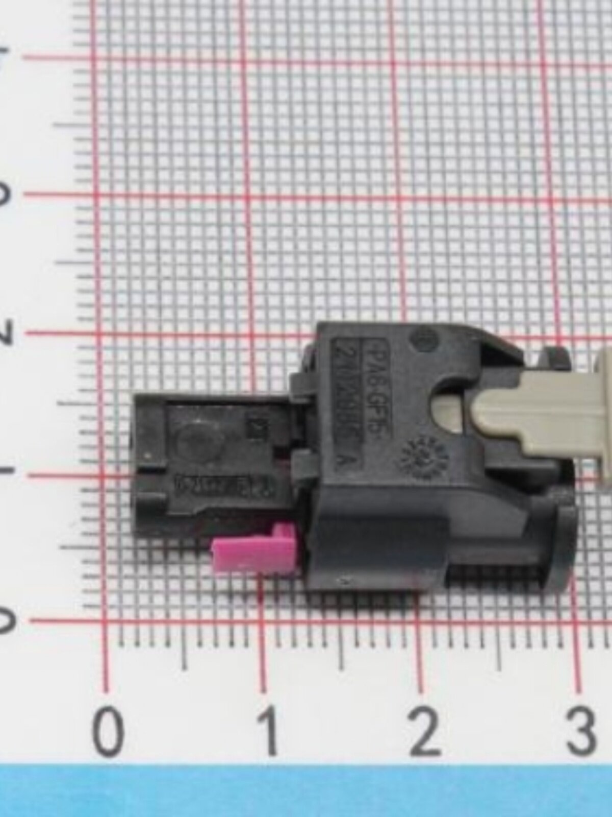TE1-1718643-1汽车连接器：实测插拔寿命超5000次的车规级触点设计_连接器_淘宝数码网