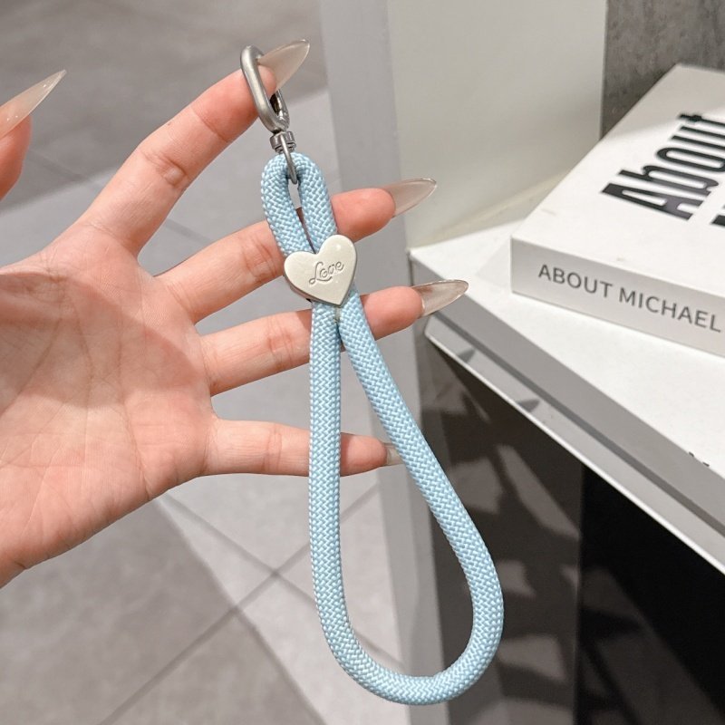 8mm Heart-Shaped Phone Lanyard Wrist Strap Short Hanging Rope High-End Chain Hand Strap Phone Chain Keychain Versatile