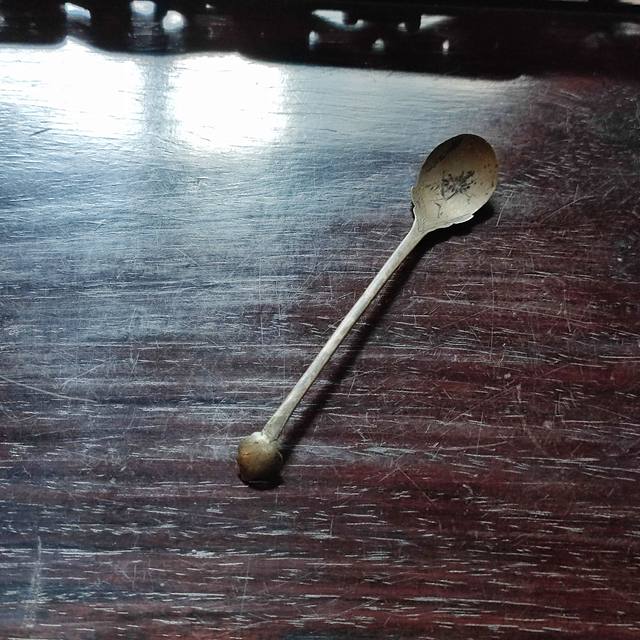 Qing Dynasty silver gilt small spoon calligraphy study utensil medicine spoon antique carving