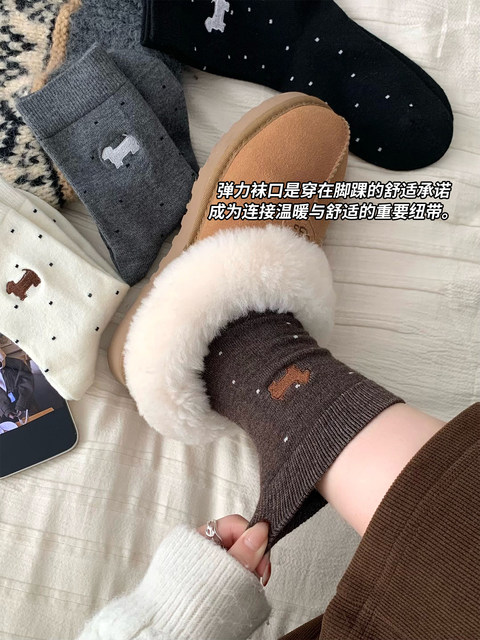 Polka-dot wool socks, women's mid-calf socks, autumn and winter thickened warm cashmere pile socks with Birkenstock shoes, winter stockings