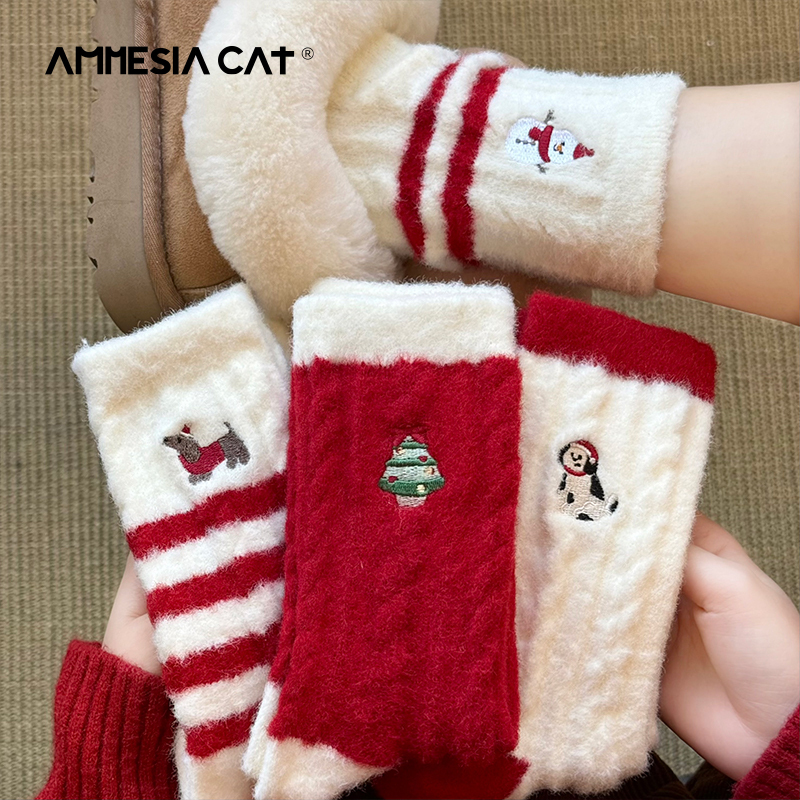 Red Socks for Women, Thickened and Warm for Autumn and Winter, Plush Cotton Socks for the Year of Birth, Year of the Horse New Year Gift, Winter Sleep Socks