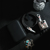 Астронавт [Hyun Black Data Cable+Bag Model]
