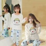 Mùa thu và mùa đông nhung nhung mẹ và con gái đồ ngủ cha mẹ con hai mặt nhung gia đình ba chàng trai flannel trong dịch vụ nhà lớn của trẻ em bộ đũi nam