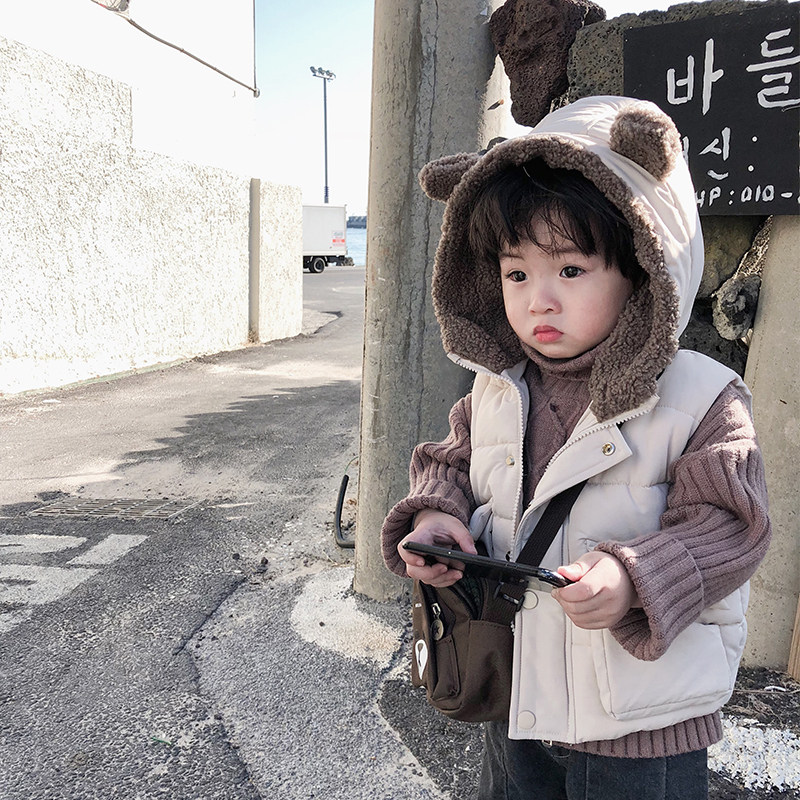Seven children's warehouse baby hooded vest children's cotton waistcoat autumn and winter boys 2020 new Korean girls wear