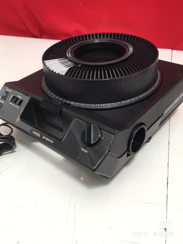 Seagull 4400 Slide Projector, 135 Film Slide Projector, Manual Film Loading, 80-Slide Film Tray Seagull 4400 Slide Projector, 135 Film Slide Projector, Manual Film Loading, 80-Slide Film Tray