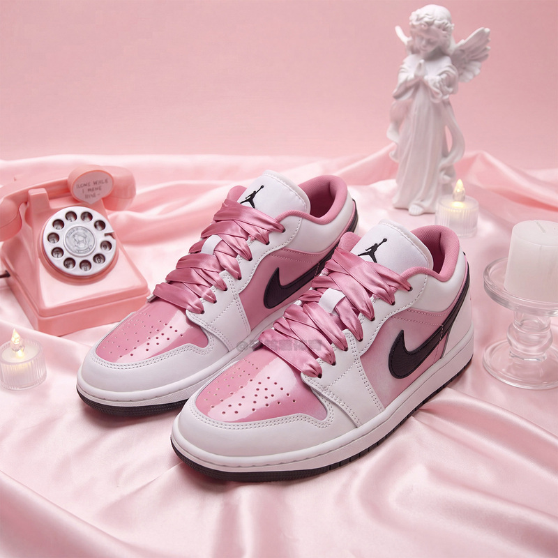 Nike Women's Shoes Air Jordan 1 Low Se Aj1 Pink and White Pearlescent Basketball Shoes Io0668-100