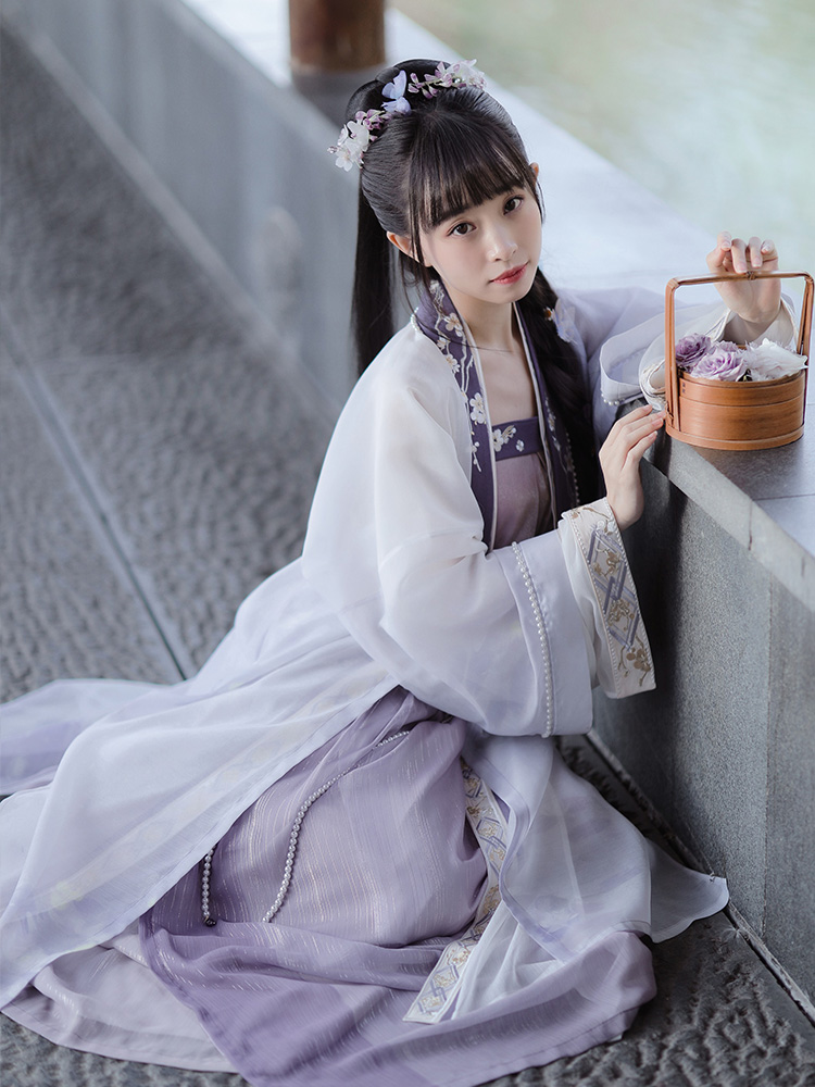 上着 中着 キャミソール スカート 4点セット刺繍漢服 中華服 チャイナ服 撮影 演奏会 花火会 パーティー お祭り 踊り お花見 仮装 舞台 コスプレ コスチューム 学園祭り 写真 ドレス 振袖 ステージ衣装 ダンス服 イベント レディース漢服 Spring Sounds 上着 中着 キャミソール スカート 4点セット刺繍漢服 中華服 チャイナ服 撮影 演奏会 花火会 パーティー お祭り 踊り お花見 仮装 舞台 コスプレ コスチューム 学園祭り 写真 ドレス 振袖 ステージ衣装 ダンス服 イベント レディース漢服 Spring Sounds