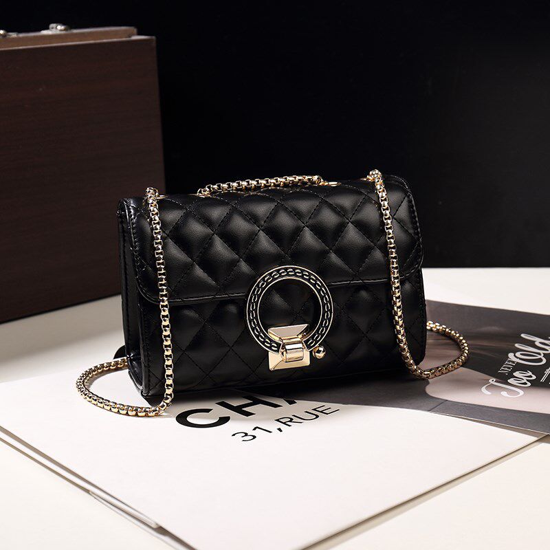 A free trial warranty for one year of small square leather bag 2022 new tide chain diamond bag