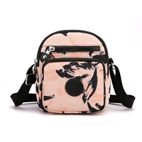 Черный лист дерева